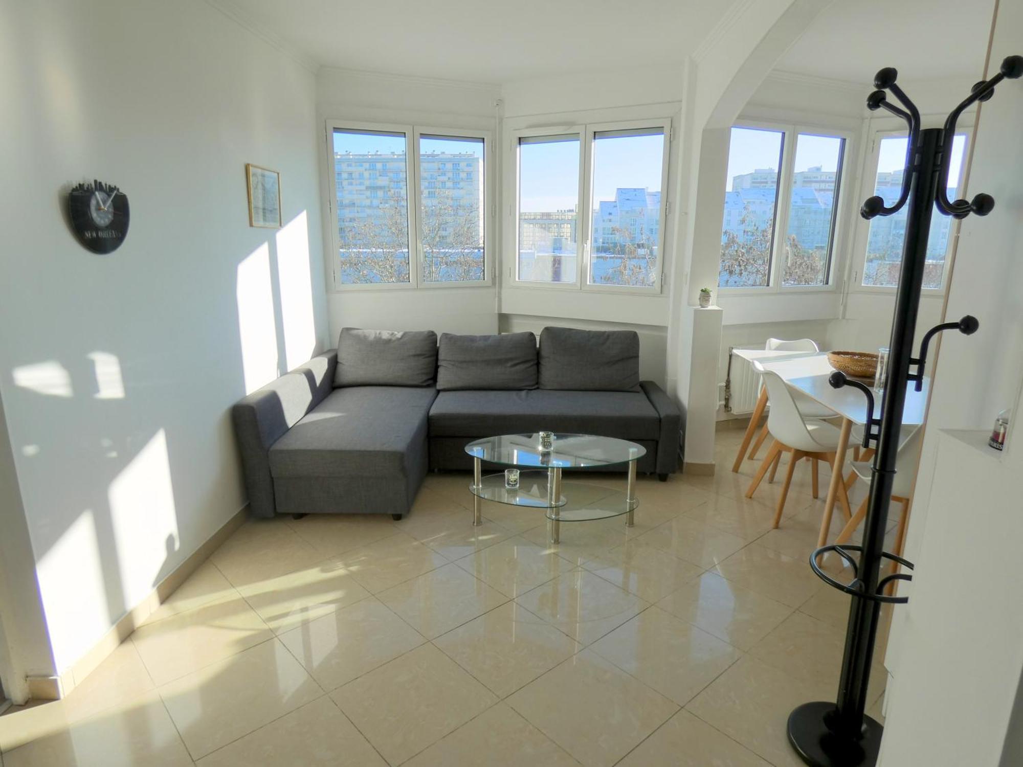 Apartament 37M2 Lumineux Face Gare Sncf, Wifi Et Cafe Et The Offerts Orlean Zewnętrze zdjęcie